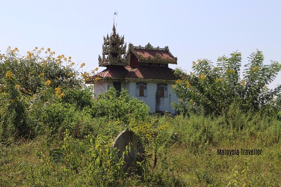 Maymyo Christian Cemetery - Pyin Oo Lwin - Myanmar