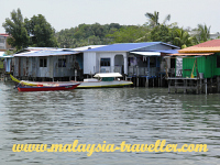 Patau-Patau Water Village (Kampung Air)