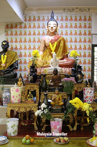 Wat Meh Liew - Thai Buddhist Temple in Kuala Lumpur